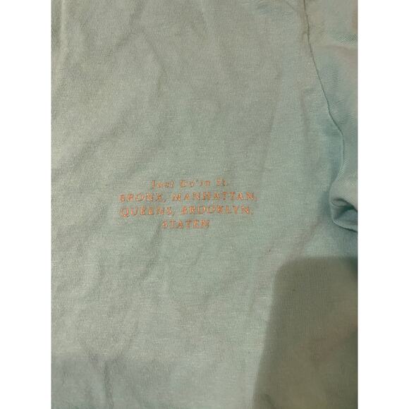 Nike Shirt Green SZ M Swoosh Statue Liberty NYC Five Boroughs T Shirt Blue - Picture 5 of 6